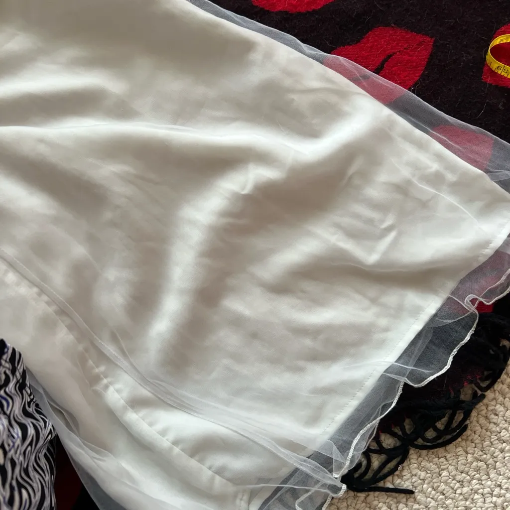 EATME Japan gray tulle v neck jumpsuit XS - Image 5