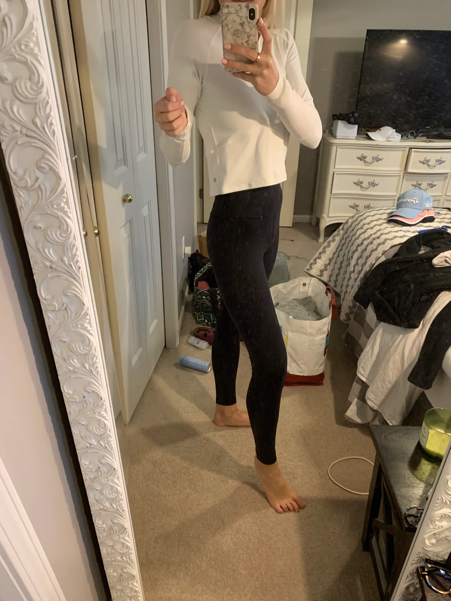 Lululemon Cropped Quarter Zip - Image 8