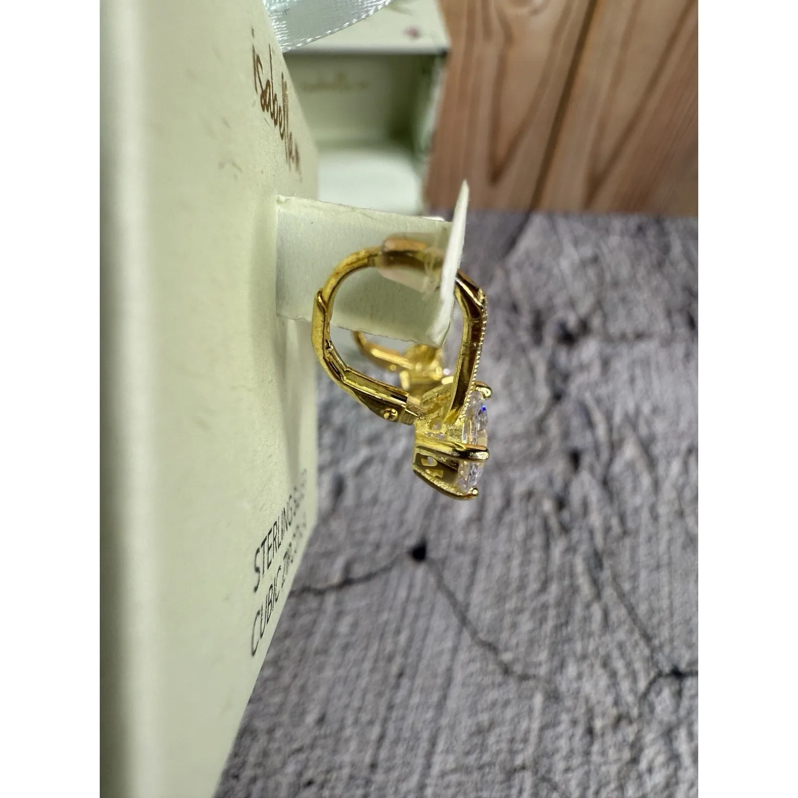 NIB Isabella M Sterling Silver Vermeil Cubic Zirconia Drop Earrings Leverback Gold - Image 7