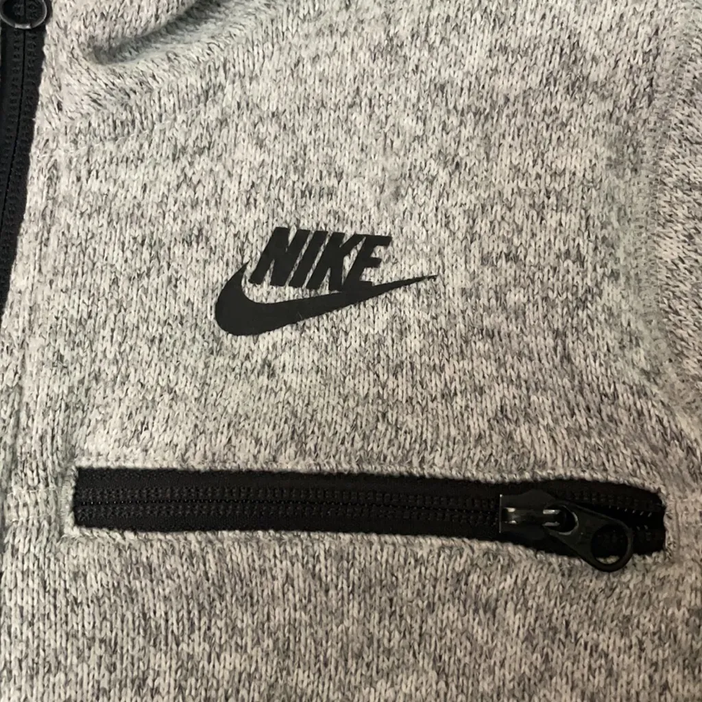 Grey Nike zip up Black Size M - Image 2