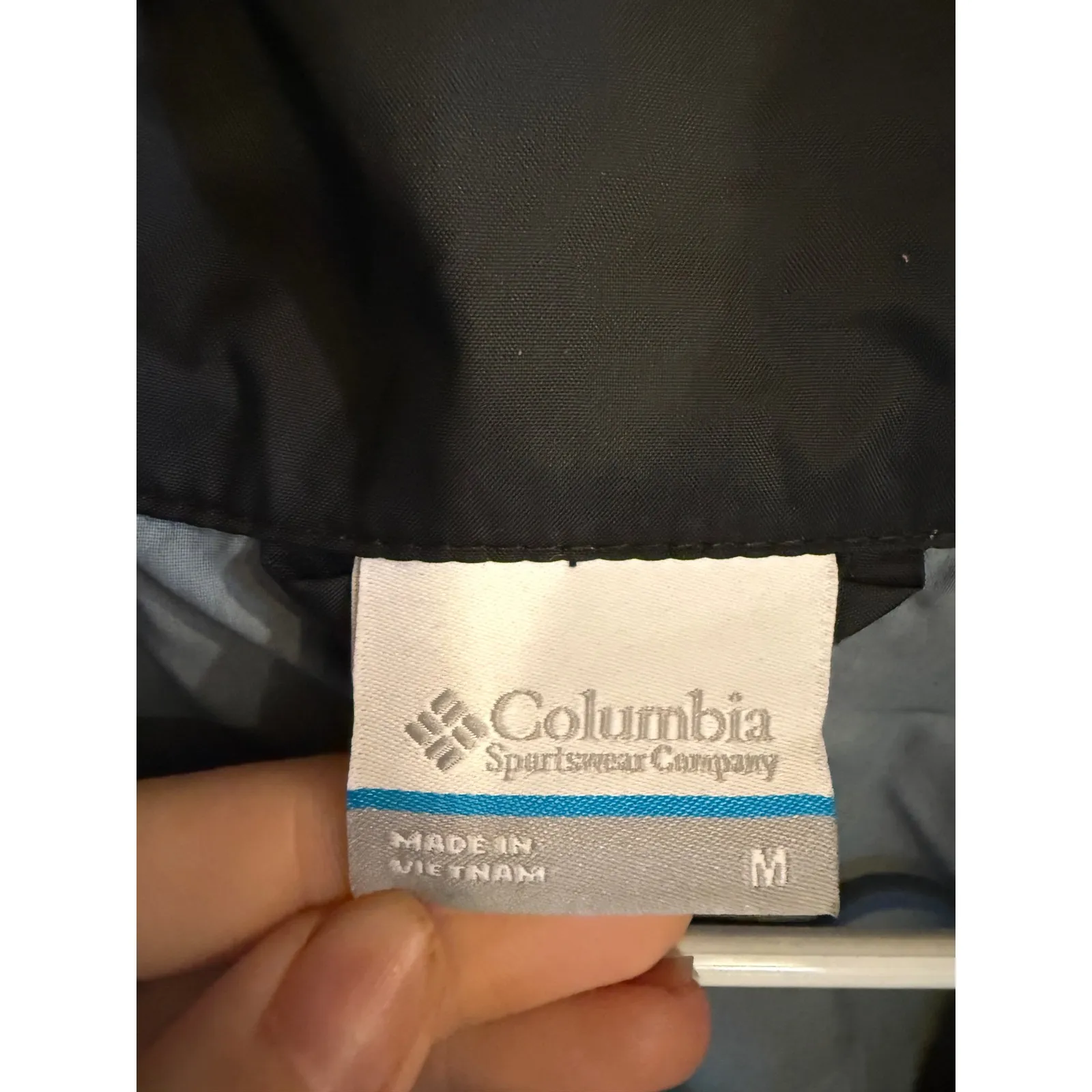 Columbia Sportswear Women's Black Lightweight Hooded Water Resistant Jacket  M - Image 2