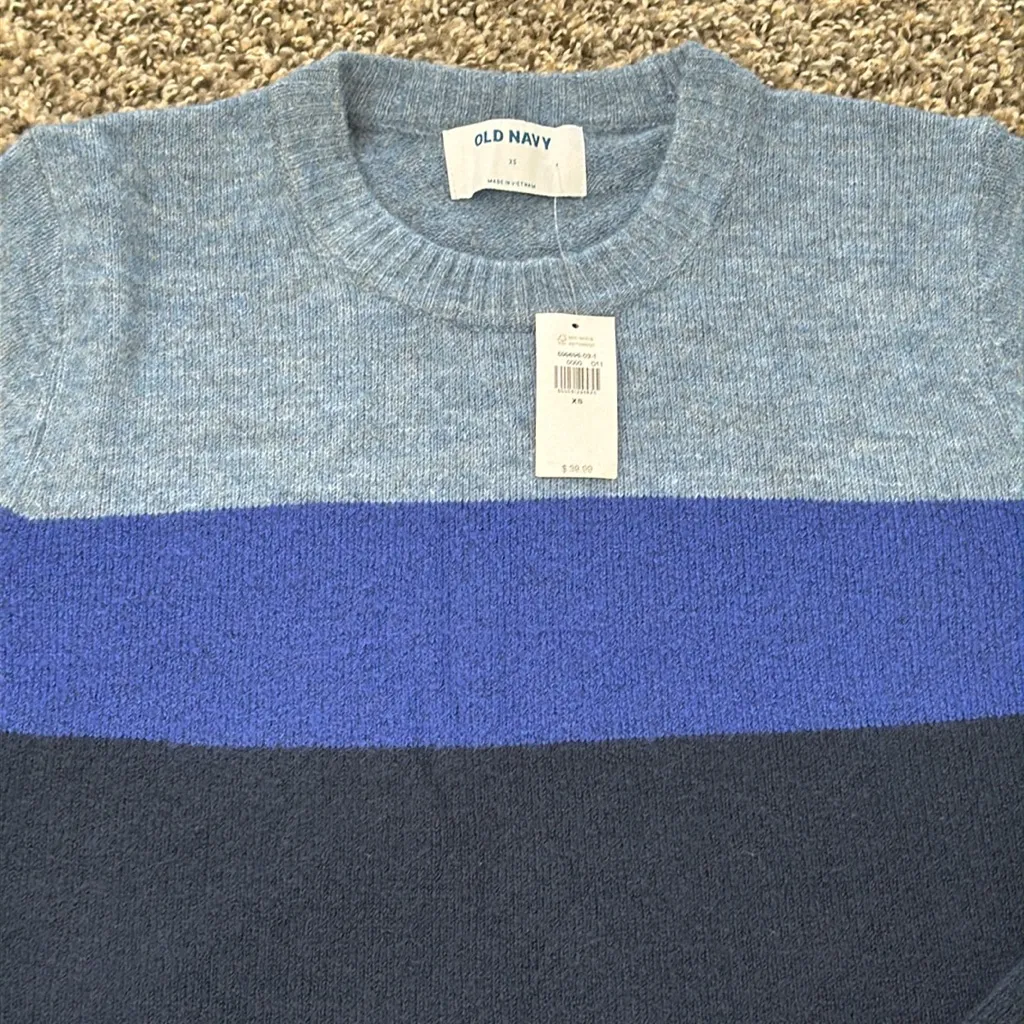 Old Navy Crewneck Sweater - Image 2