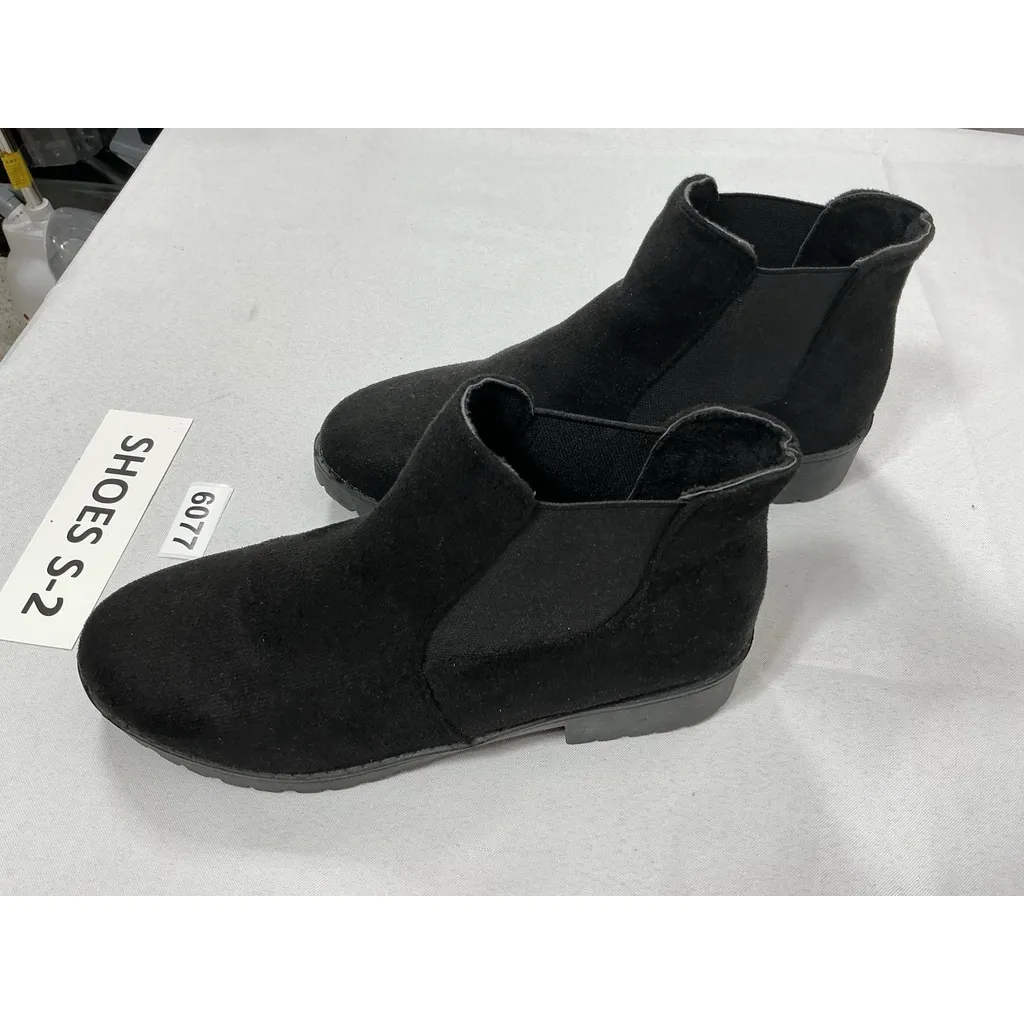 Womans Pullon Booties Eu 40 Us 9.5/10 Black Elastic Ankle Flat Heel Round Toe - Image 2