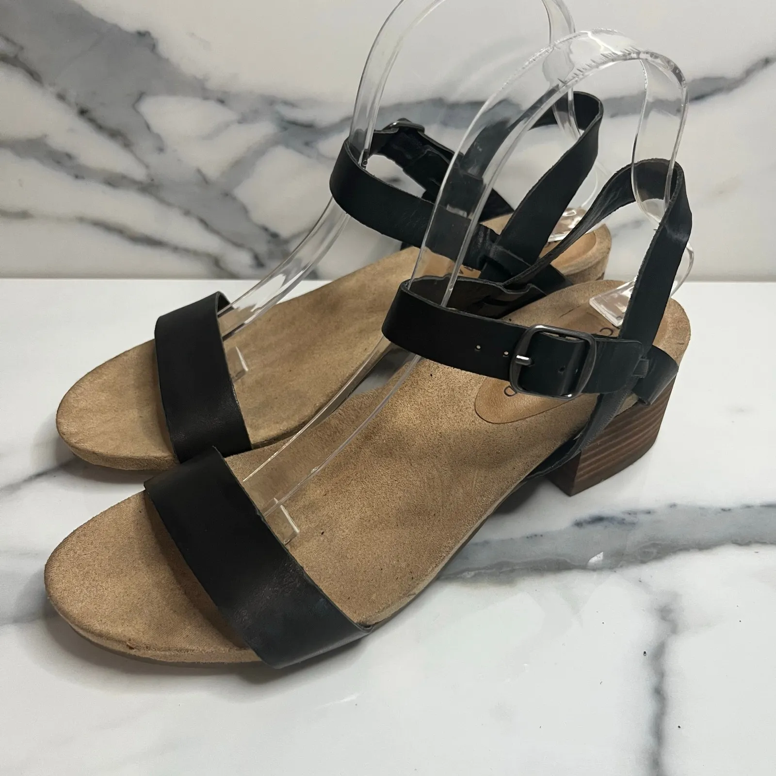 Lucky Brand Women's Black Leather Closet Staple Strappy Pagona Sandals Sz 7.5 - Image 3