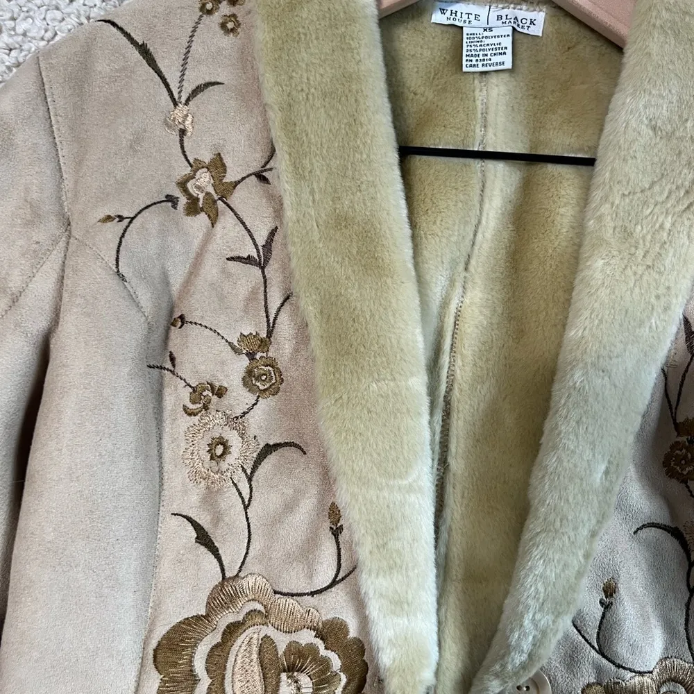 Vintage White House Black Market embroidery jacket size XS - Image 6