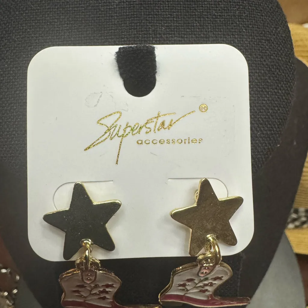 Gold and Pink Star Boot Earrings - Image 4