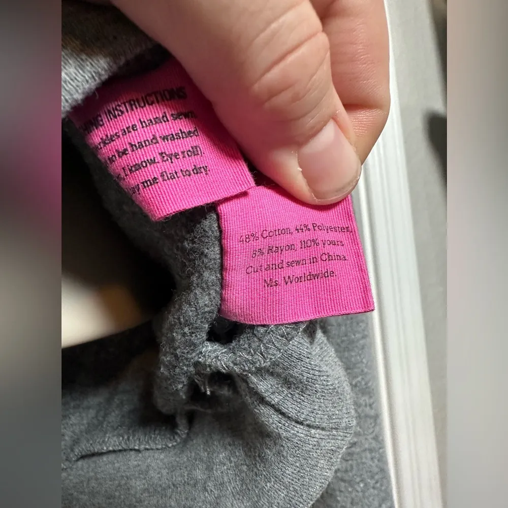 Graphic Carb Dashian Sequin Pizza Women’s Light Gray Long Sleeve Scoop Sweater - Image 7