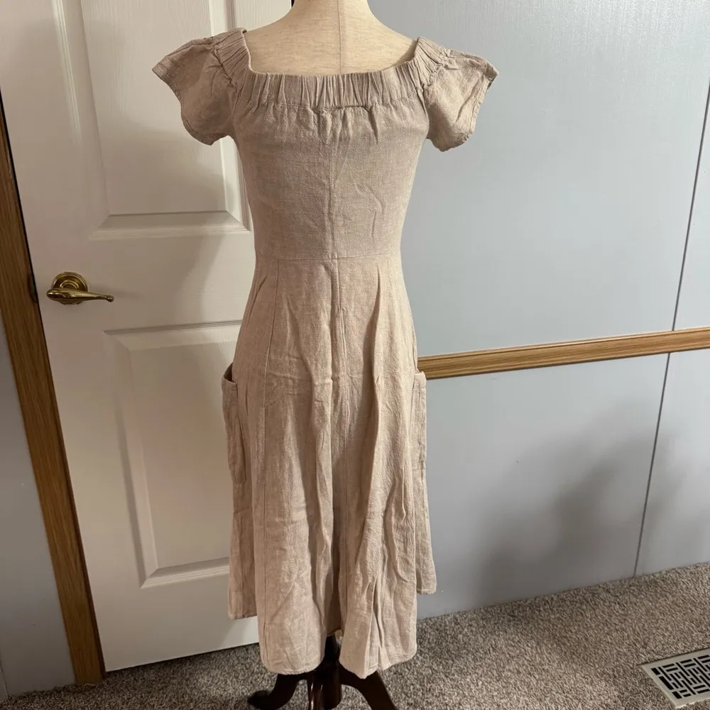 WAYF Beige Button Down Midi Dress Size XS - Image 3