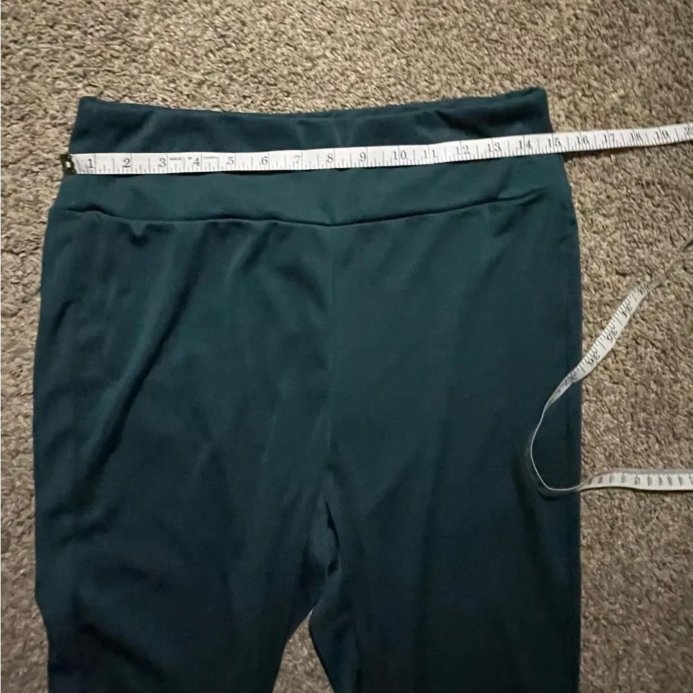 Woman’s SHEIN CURVE Leggings Skinny Slim Size 0XL is 12 Great Condition - Image 8