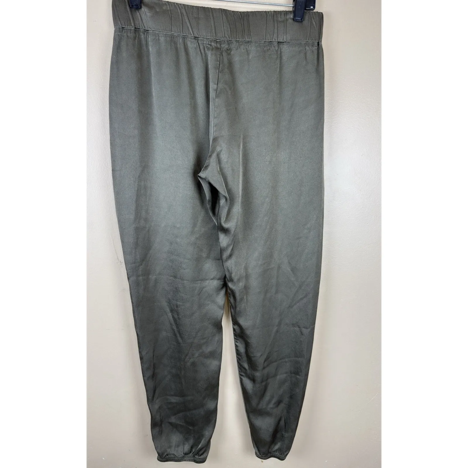 Monrow Women’s Olive Green Jogger Pants Size M, Satin Panels, 100% Rayon Size M - Image 5