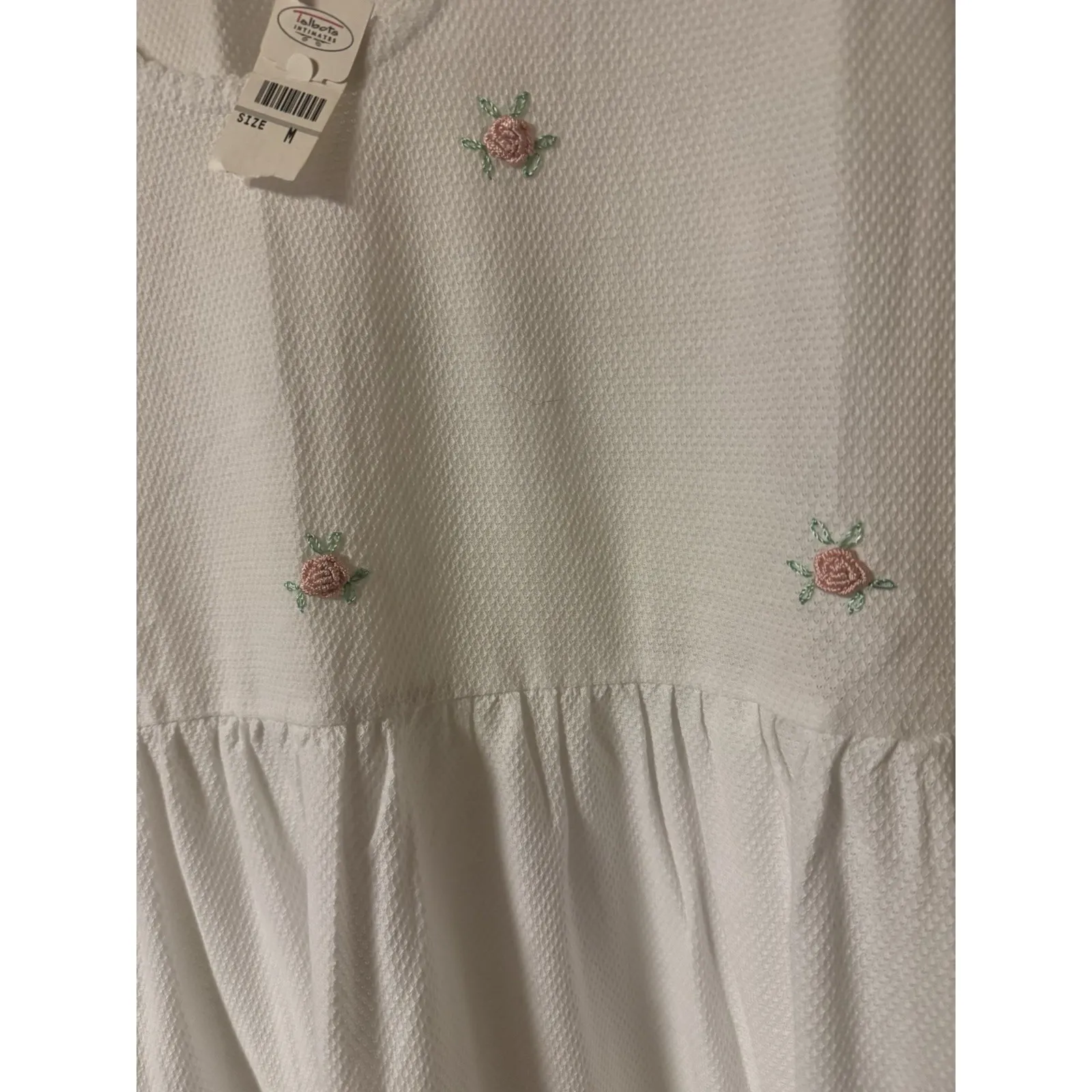 Talbots Intimates 100% Cotton Size M Textured Sleep Gown W/Embroidered Roses - Image 3