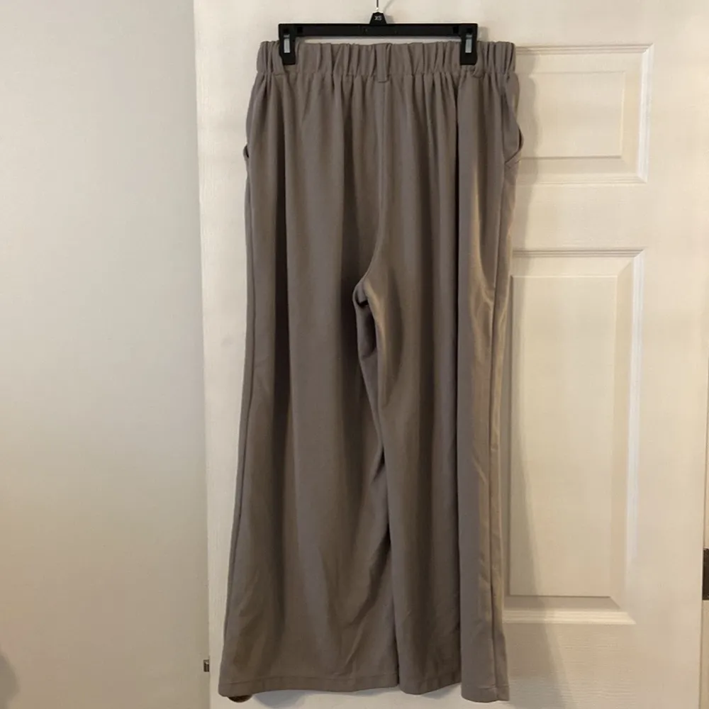 HALARA Wide-Leg Tan Trousers size L brand new color light gray two front pockets - Image 4