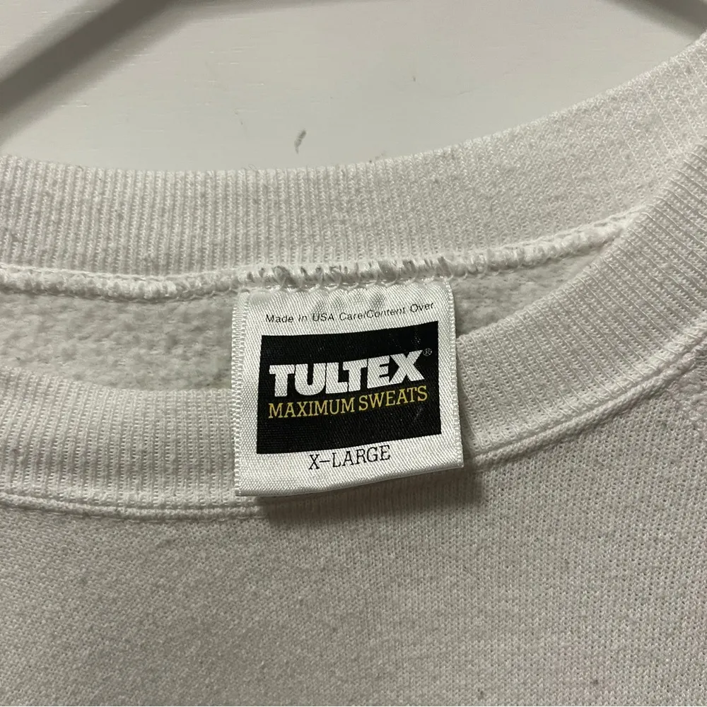 Vintage Bugs Bunny Christmas Crewneck Size XL - Image 4