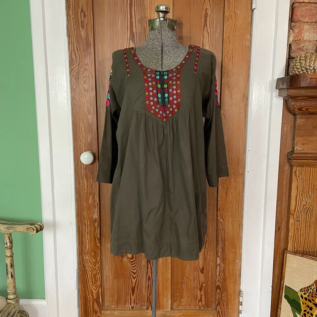 BIYA by Johnny Was Olive Green Embroidered Tunic Dress Boho Folk Floral ~Small - Image 3