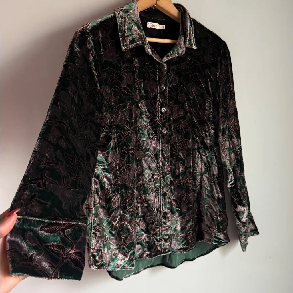 Faherty Stretch Silk Velvet Genevieve Blouse Pine Blossom Small - Image 6