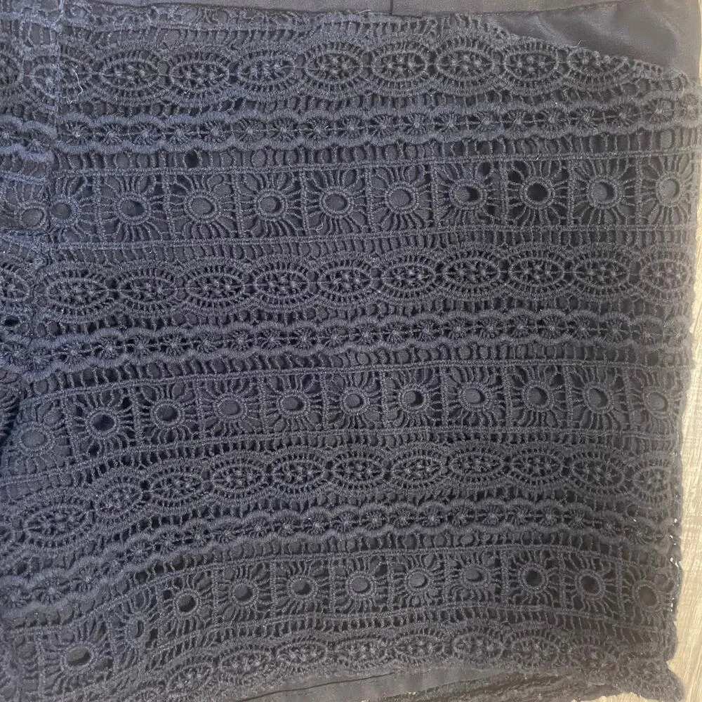 The Limited - Image 10