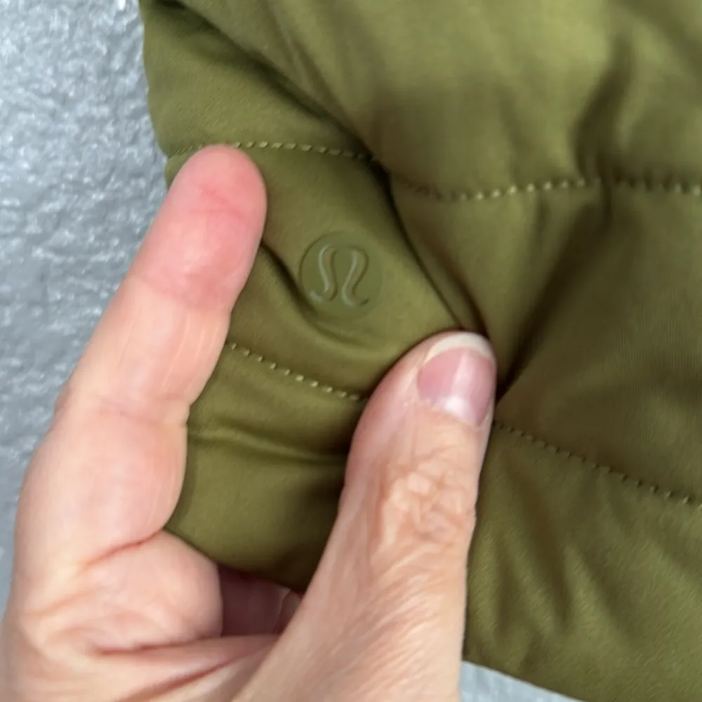 Lululemon Dynamic Movement Shorts 5” size 12 bronze green - Image 5