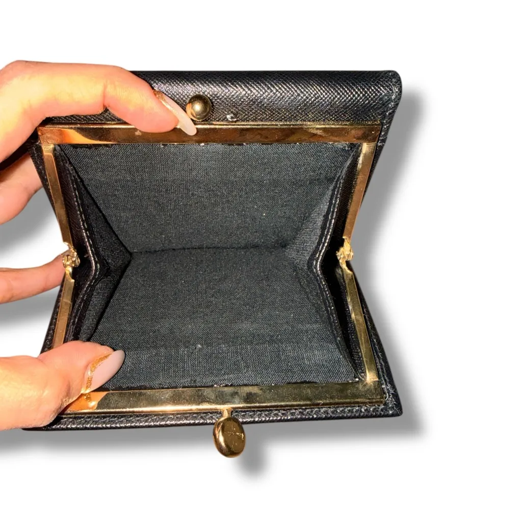 Salvatore Ferragamo Gancini Leather Wallet – New Condition - Image 4