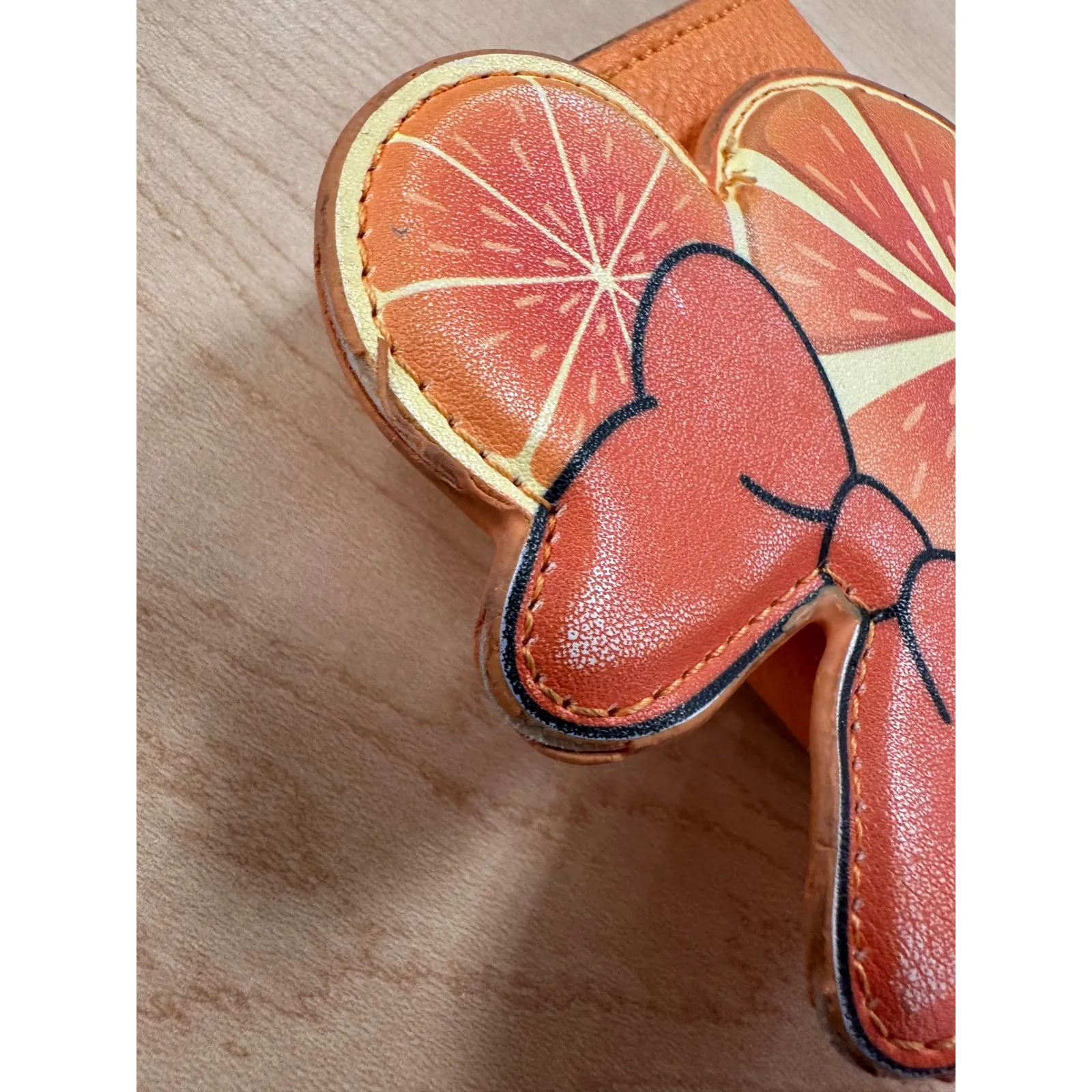Universe Disney Minnie Mouse Citrus Cardholder Wallet - Image 2