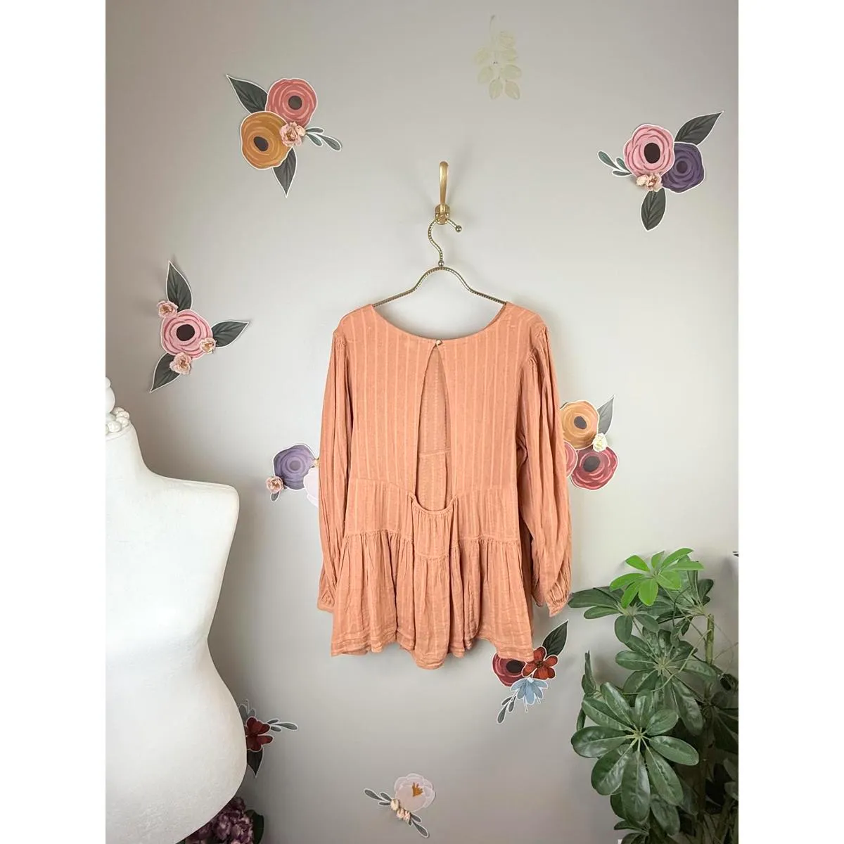 American Eagle Outfitters Orange Boho Peasant Tiered Top - Size - Medium - Image 3