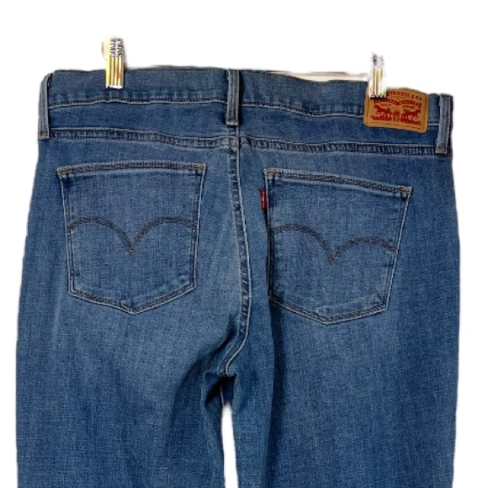Levi’s Women’s Jeans Slimming Bootcut Mid Rise Medium Blue Size 32x32 - Image 4