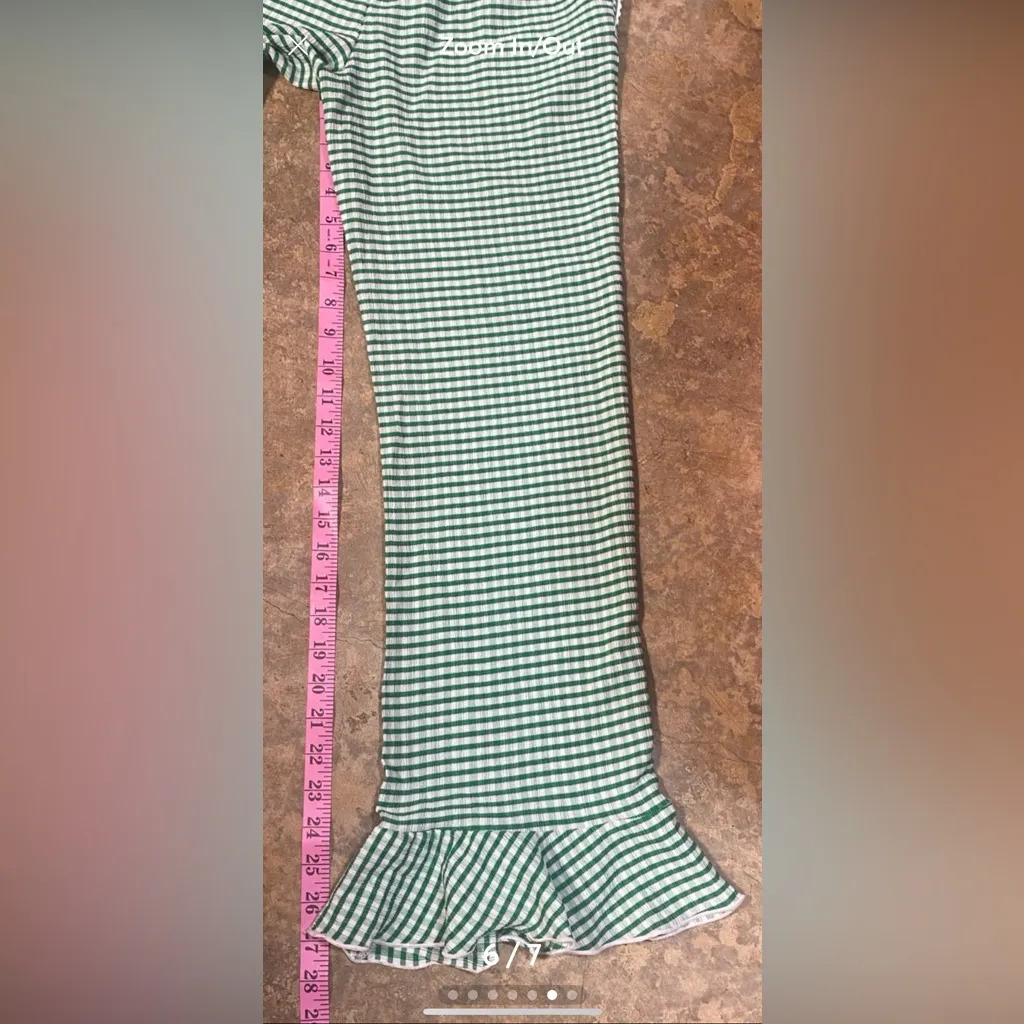 Urban Outfitters Daphne gingham ruffle crop pant. Size Small - Image 5