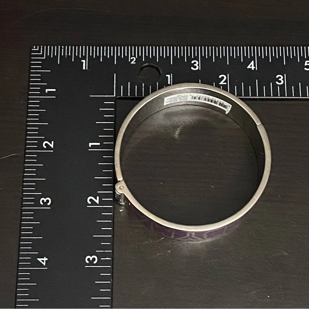 MARC JACOBS Dark Magenta Logo Enamel Hinged Bangle Bracelet - Image 9