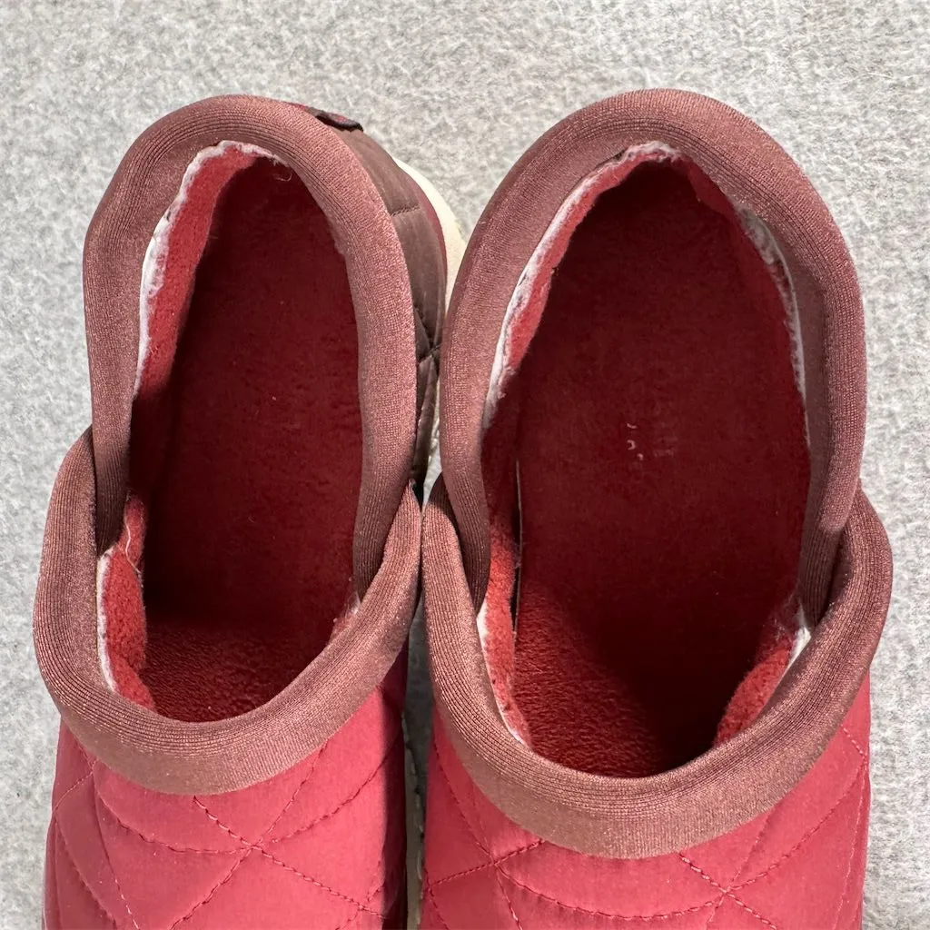 L.L. Bean Size 8M Ultralight PrimaLoft Women's Quilted Slip - Image 6