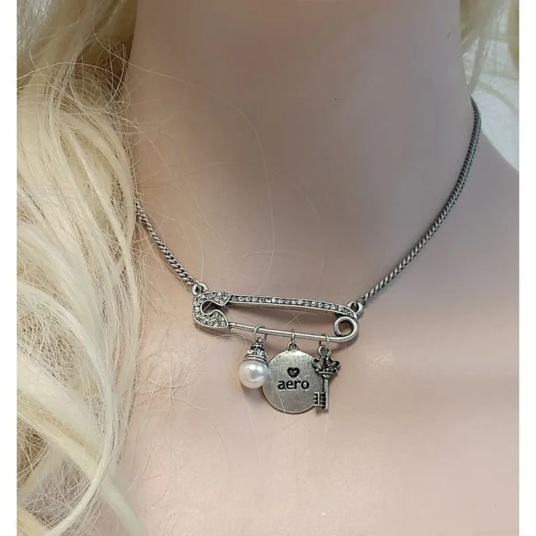 Aeropostale Rhinestone Charm Sideways Safety Pin Necklace NWT - Image 6