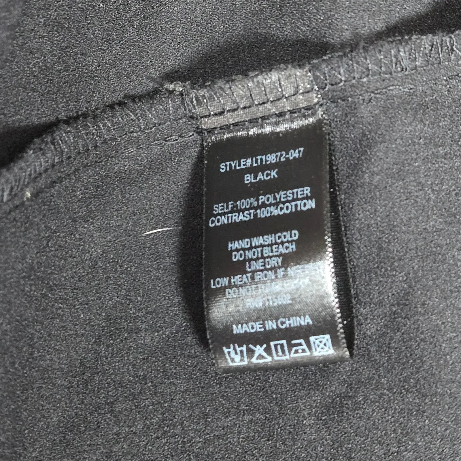 Lush Black‎ Women's V-Neck Top with Lace Sleeves L NWOT - Image 4