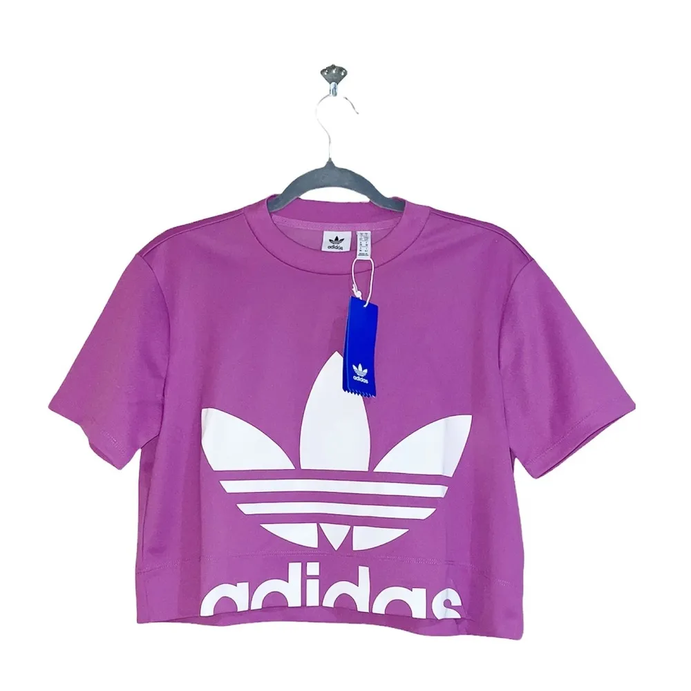 NWT ADIDAS BELLISTA  TREFOIL CROP TEE TOP LILAC SMALL - Image 8
