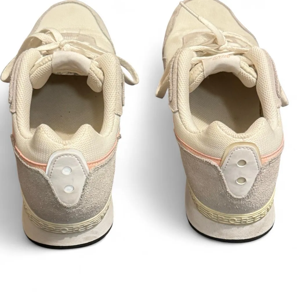 Nike Venture Runner Women’s Shoes 
VTG 80s 90s Running Off White Coral - Image 4