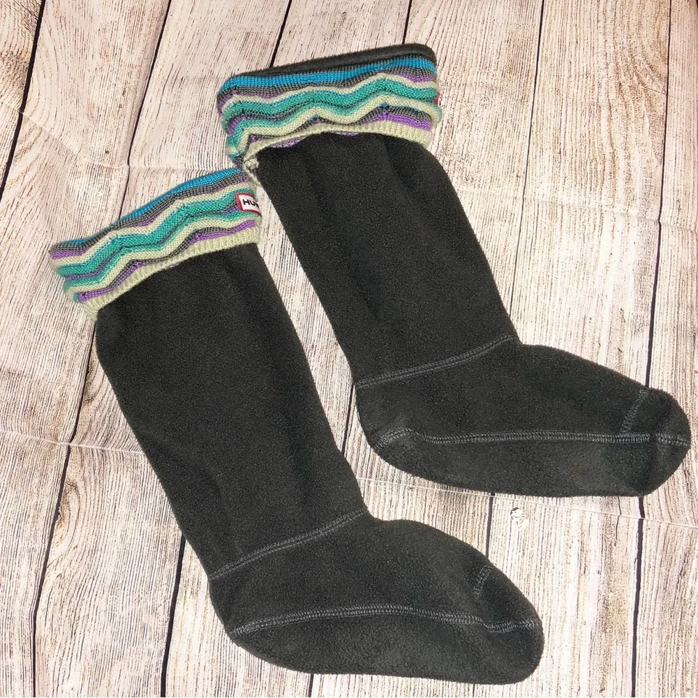 Hunter Boots Tall Socks in Blue, Green, Gray/Grey Chevron Stripes Size M - Image 2