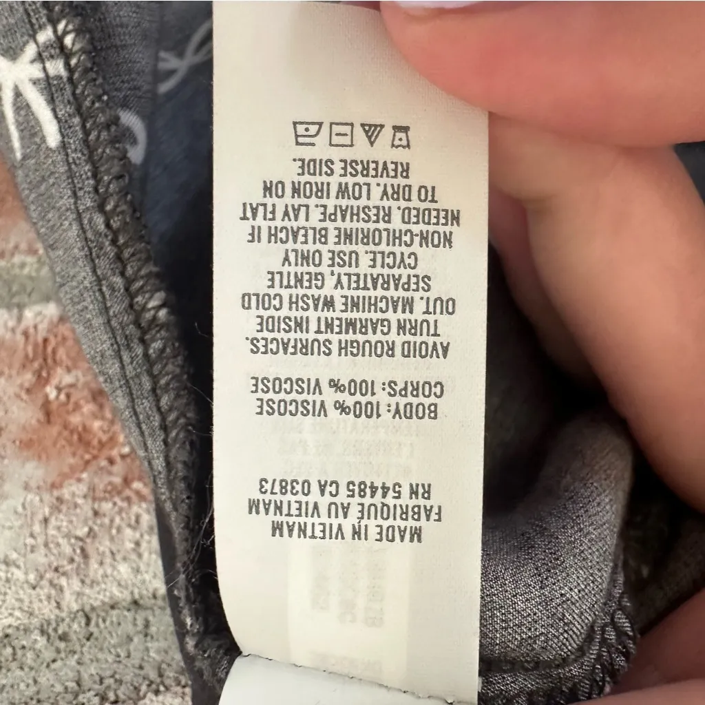 Aerie Satin Bow Print Front Tie Open Blouse Shirt Womens XL Black White Coquette - Image 6