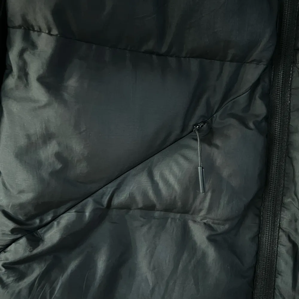 Champion  Puffy Coat Women’s Size Small Black Puffer Jacket - Image 3