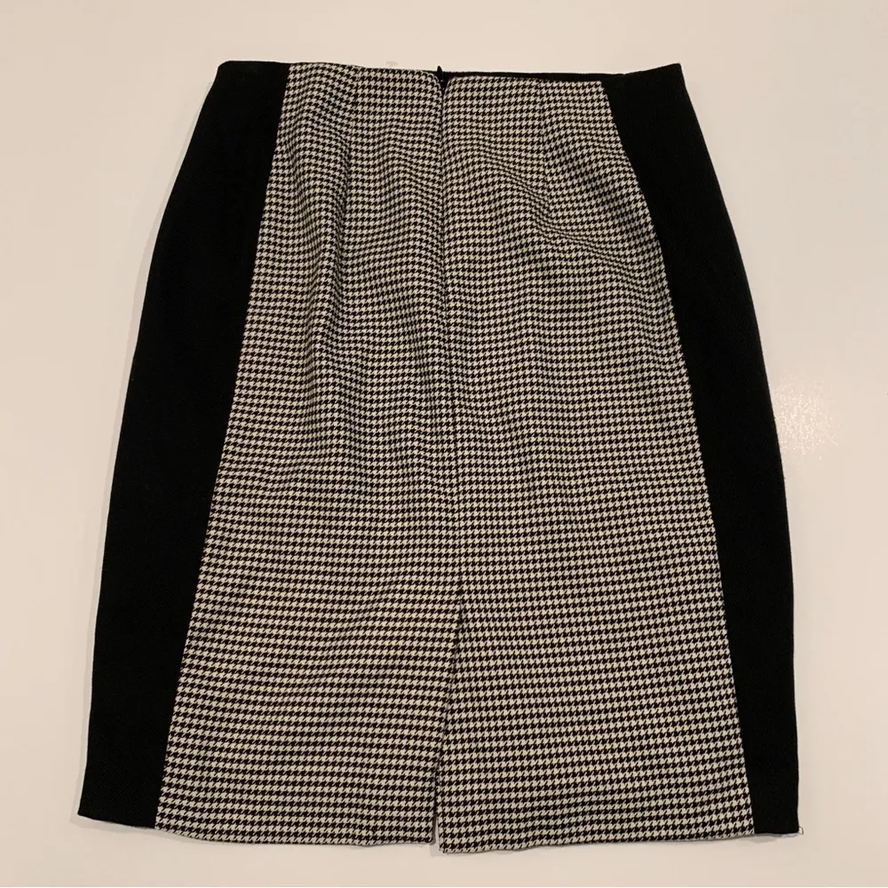 White House | Black Market  Houndstooth Pencil Skirt Size 4 - Image 8