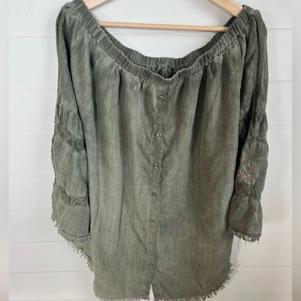 Standard Grace Olive green long sleeve blouse with back buttons size Xl - Image 3