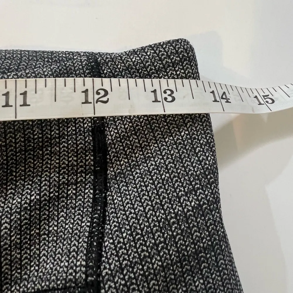 Lululemon Speed Up Tight 28” Full-On Luxtreme Luon Size 8 Gym Goth Meets Pilates - Image 9