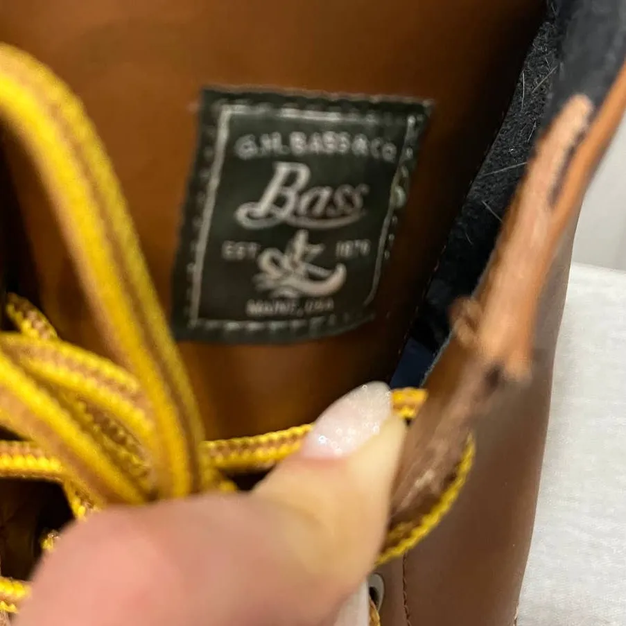 NWOB G.H. Bass & Co. Six Eyelet Waterproof Duck Boots Navy and Brown Women's 7 Blue - Image 7