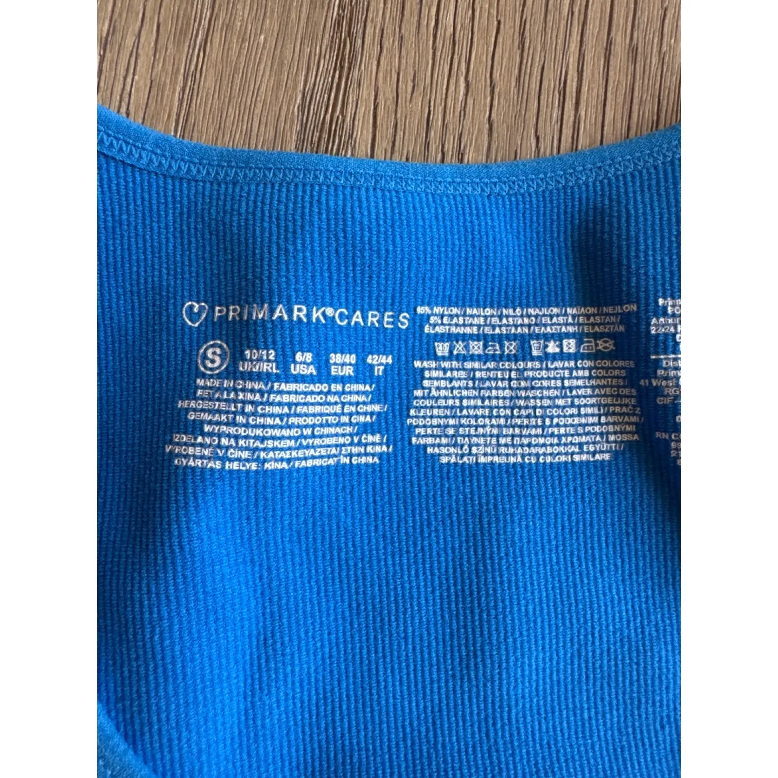 Primark Cares Blue Crop Top‎ Short Sleeve Scoop Neck Ribbed Knit size small - Image 4