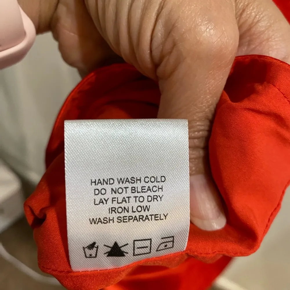 superdown Red Satin Loren Strapless Maxi Gown Sz M NWT - Image 9