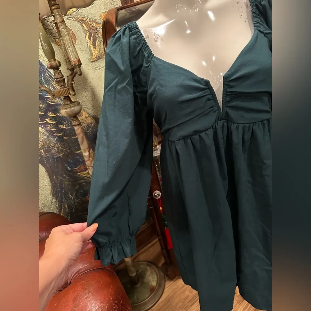 EUC ENTRÓ ANTHROPOLOGY HUNTER GREEN JUMPER/ mini DRESS LONG SLEEVE - Image 4