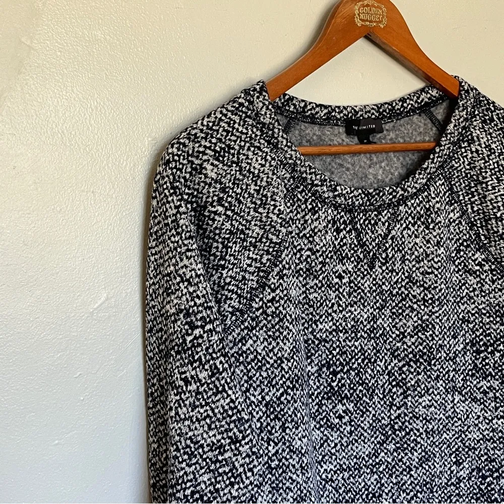 The Limited Black White Marbled Crew Neck Sweater Medium - Image 3