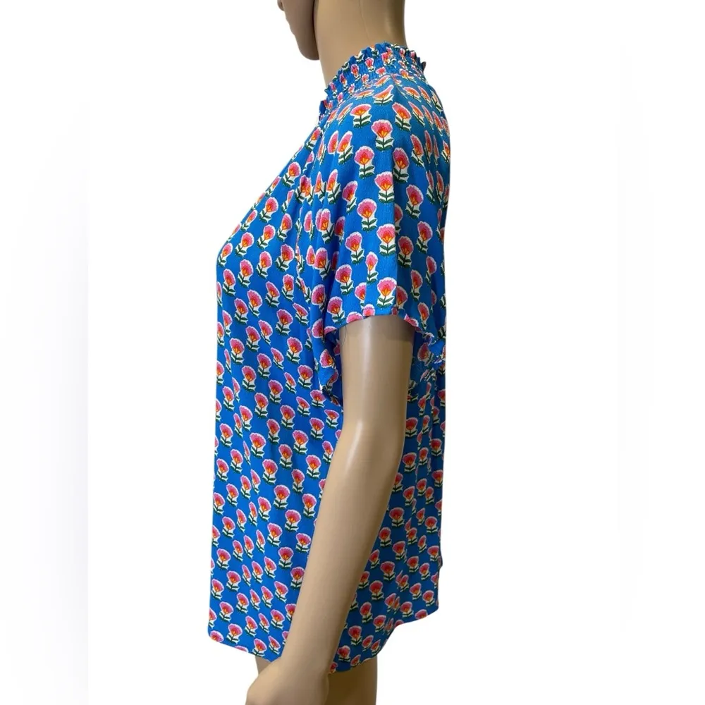 THML Floral Blue Smocked Neck Flower Print Women's Top size L - Image 3