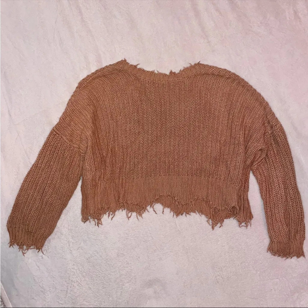 Wildfox  Pullover Positano Tan V Neck Sweater size Large - Image 3