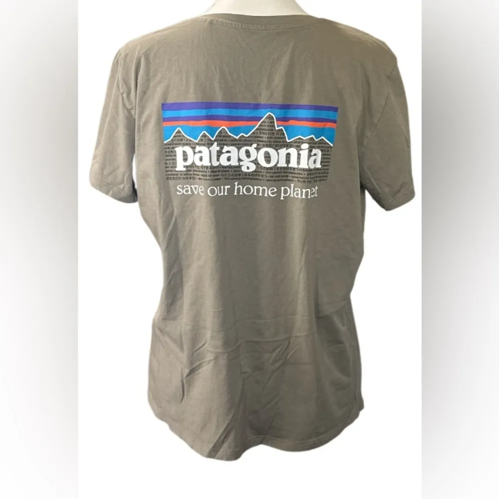 Patagonia Women's Short Sleeve Tee in green size L 100%organic cotton - Image 2