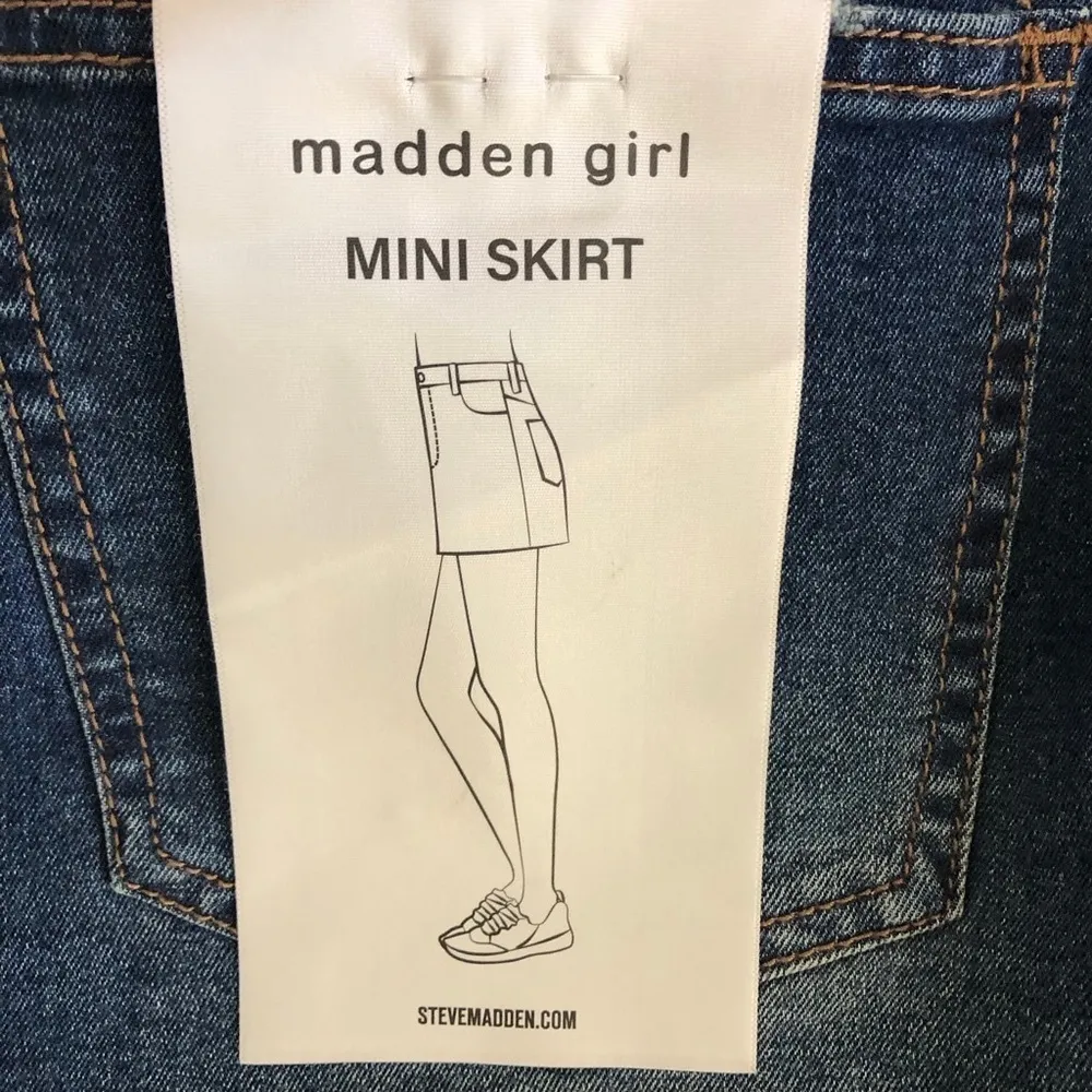 Madden Girl Mini Skirt Raw Hem Denim Blue Size Large - Image 10