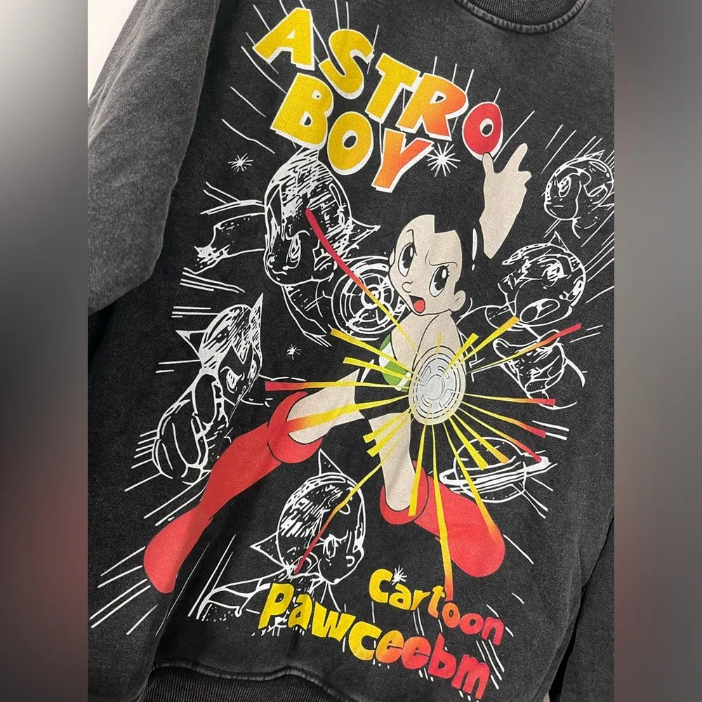 ASTRO BOY Philoctetes Cartoon Crewneck Sweatshirt Vintage Wash Unisex Sz S NWT Black - Image 2