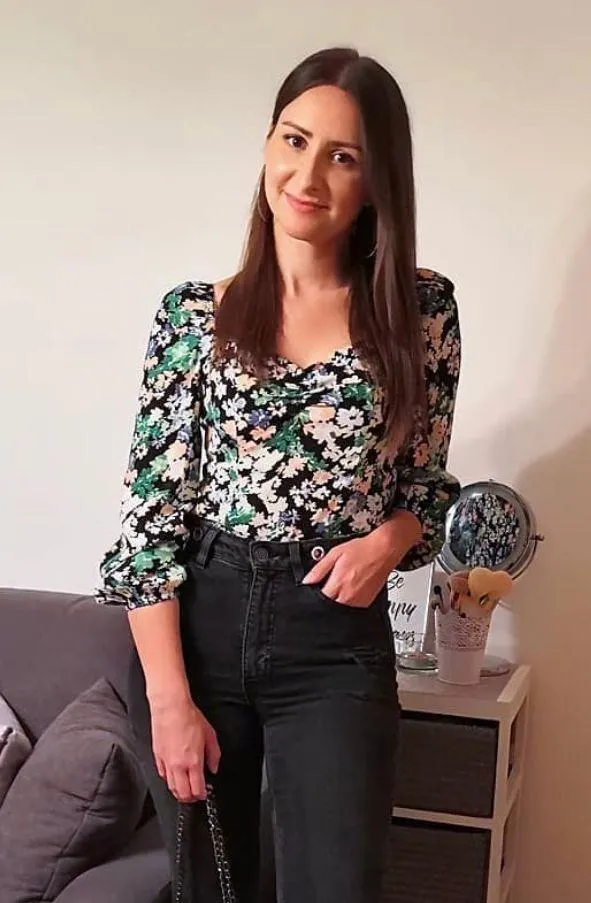 Blogger Favorite Black Floral Puff Sleeves Blouse - Image 5