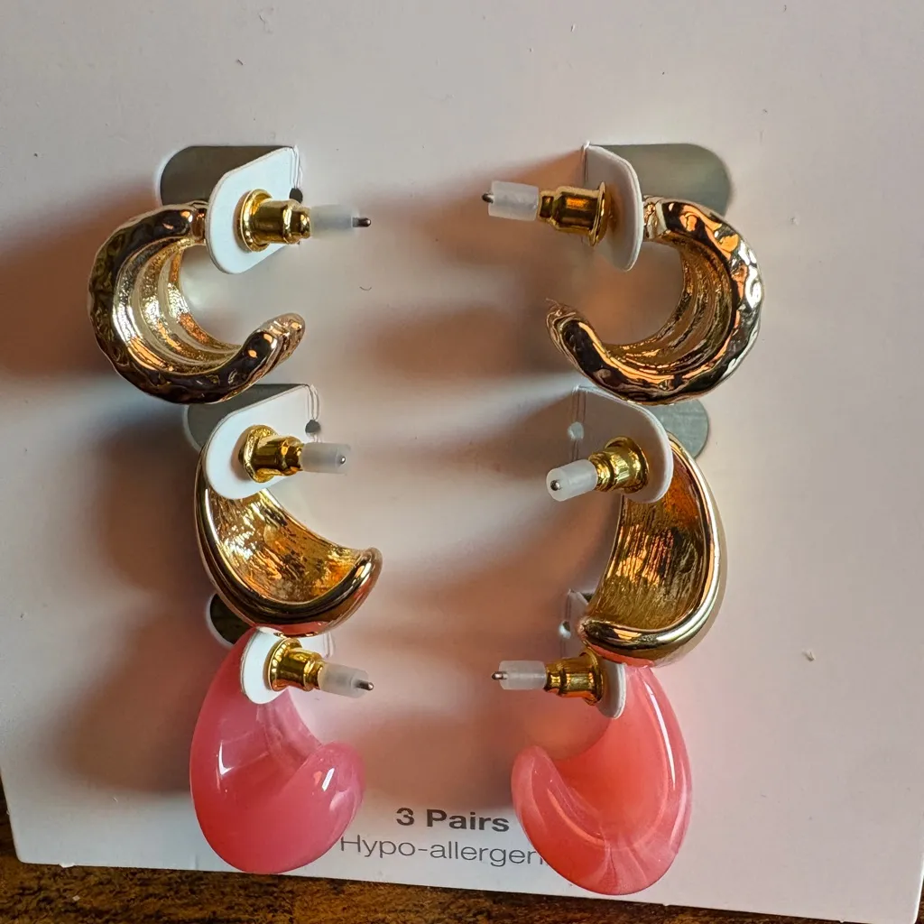 3 PCS Gold & Pink Earring - Image 2